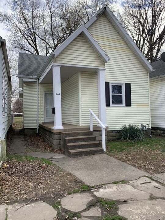 645 E Florida St in Evansville, IN - Building Photo