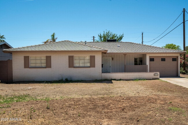 property at 3501 E Hazelwood St