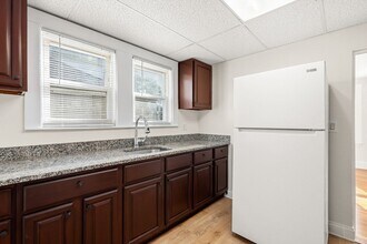 68 Atlantic St in Quincy, MA - Building Photo - Building Photo