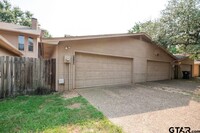 5809 Hollytree Dr photo'