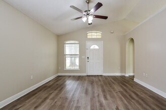 8639 Foley Dr in Orlando, FL - Building Photo - Building Photo