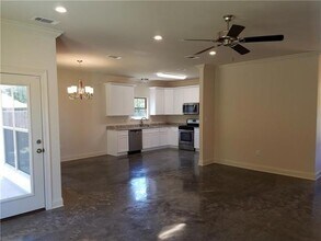 42227 S Falcon Dr, Unit 32 in Ponchatoula, LA - Building Photo - Building Photo