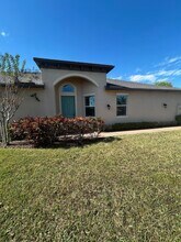 11066 Sunrise Lake Dr in Port St. Lucie, FL - Building Photo - Building Photo