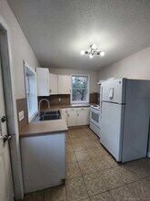 205 Camp St in Plainville, CT - Building Photo - Building Photo