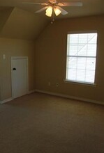 3707 Holick Ln in Bryan, TX - Building Photo - Building Photo