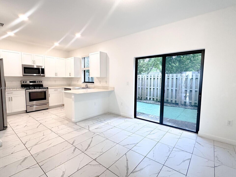 20634 NE 2nd Ct in North Miami Beach, FL - Building Photo