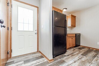 516 Jerry Dr in Junction City, KS - Building Photo - Building Photo