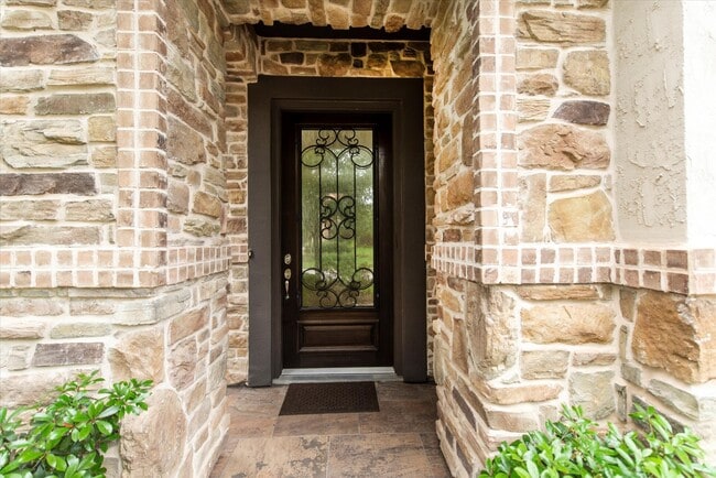 property at 51 Daffodil Meadow Pl