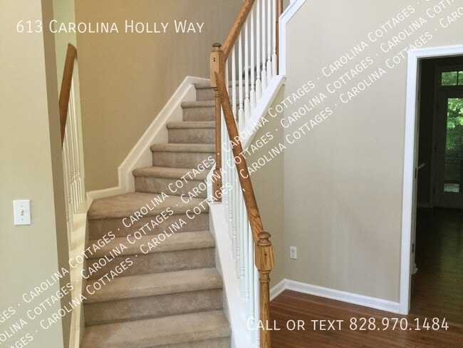 613 Carolina Holly Way in Fletcher, NC - Building Photo - Building Photo