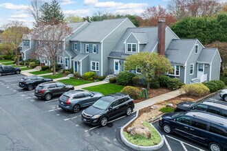Washington Green Rentals in East Walpole, MA - Building Photo - Building Photo