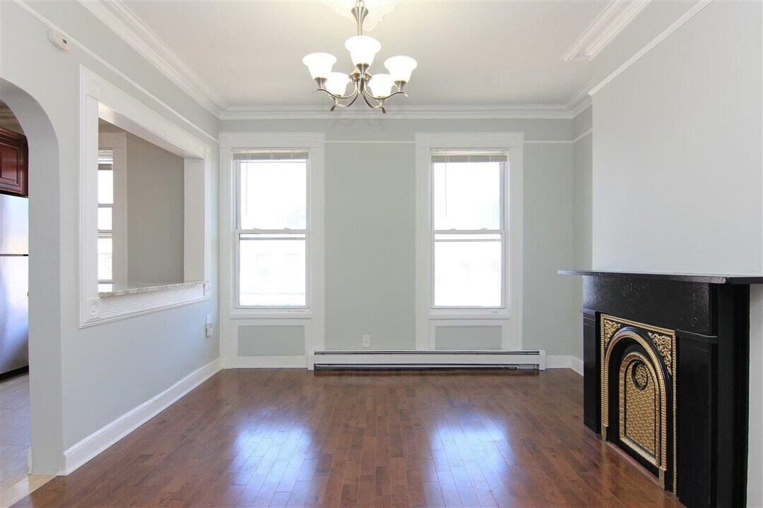 101 North St in Jersey City, NJ - Building Photo
