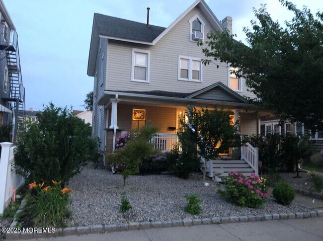 property at 102 Forman Ave