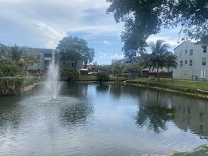 1755 W 60th St in Hialeah, FL - Building Photo - Building Photo