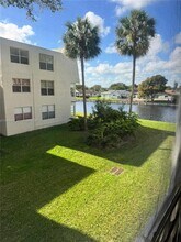 9400 Lime Bay Blvd in Tamarac, FL - Building Photo - Building Photo