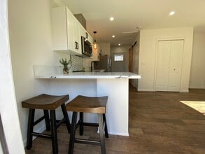 3666 Palo Verde Ave in Long Beach, CA - Building Photo - Building Photo