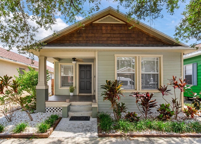 property at 2120 W Spruce St