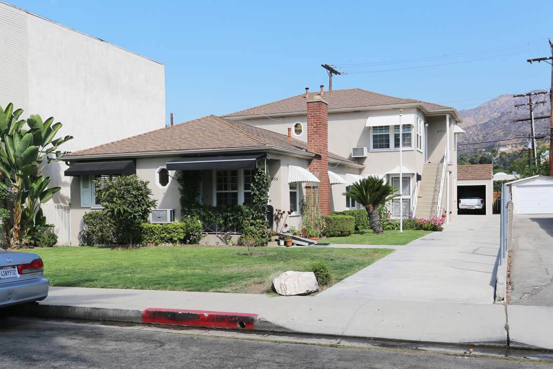 455 Palm Dr in Glendale, CA - Building Photo