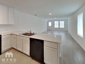 1263 Hackberry Trl in Wilmer, TX - Building Photo - Building Photo