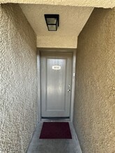 3151 N Soaring Gulls Dr, Unit 1050 in Las Vegas, NV - Building Photo - Building Photo