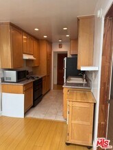 12205 Gorham Ave in Los Angeles, CA - Building Photo - Building Photo