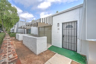 3416 N 44th St in Phoenix, AZ - Building Photo - Building Photo
