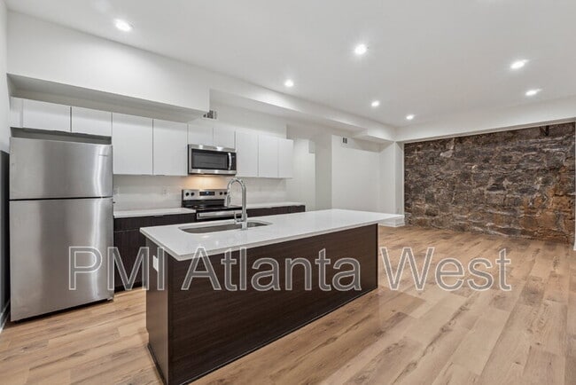 750 Cascade Pl SW in Atlanta, GA - Building Photo - Building Photo
