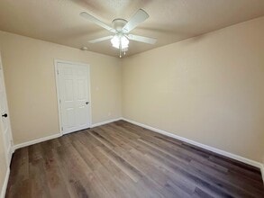 780 E Alexander Ave in Merced, CA - Foto de edificio - Building Photo