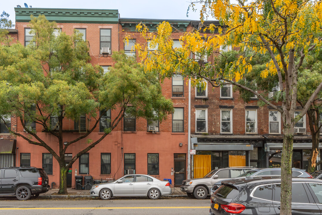 151 Columbia St in Brooklyn, NY - Foto de edificio