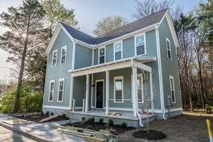 354 E 10th St in Fayetteville, AR - Building Photo