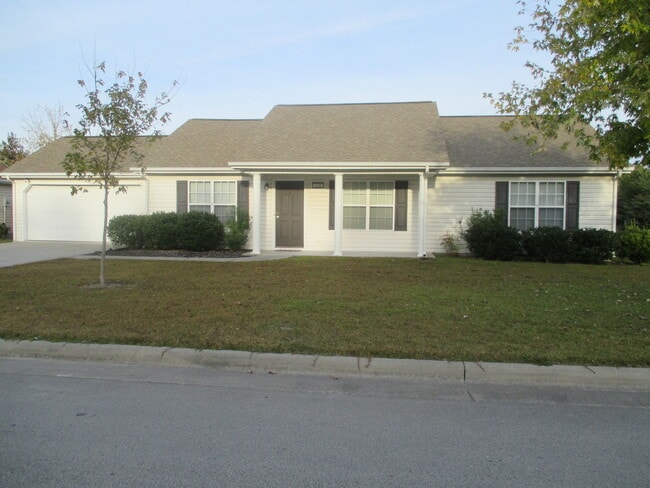 128 Corinth Dr in New Bern, NC - Foto de edificio - Building Photo