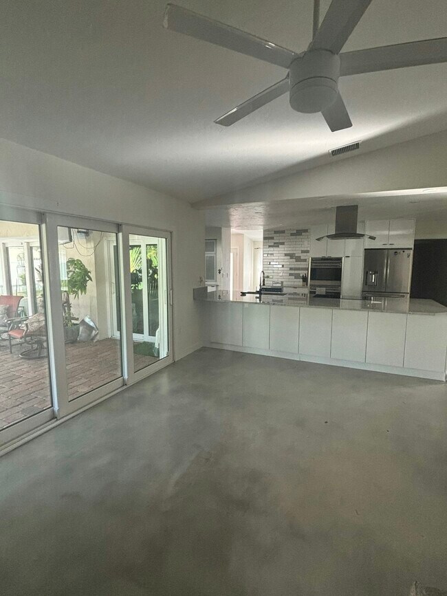 property at 4250 Marlowe Dr