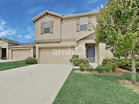 214 English Heritage Pl in Dover, FL - Building Photo