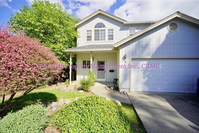 property at 9 Bayview St