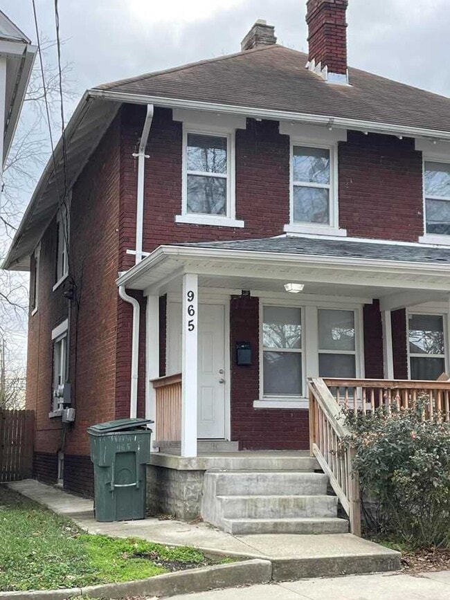 property at 965 E Rich St