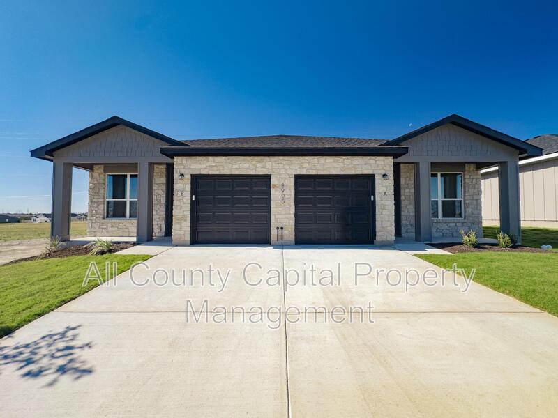 8905 Ash Rd in Killeen, TX - Foto de edificio