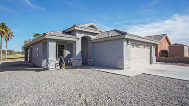 11811 Apache Ave in Wellton, AZ - Building Photo - Building Photo
