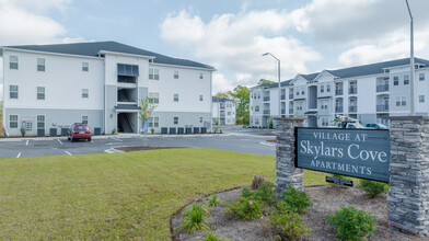 Village at Skylars Cove in Leland, NC - Building Photo - Building Photo