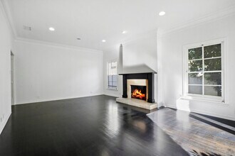 6685 W 5th St in Los Angeles, CA - Foto de edificio - Building Photo