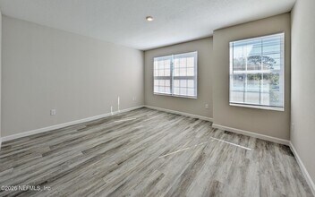 9808 Morgan Marsh Ct in Jacksonville, FL - Building Photo - Building Photo