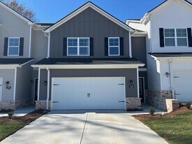 168 Chase Xing in Cornelia, GA - Building Photo