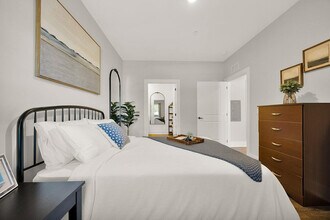 Pointe Grand Beaufort in Beaufort, SC - Building Photo - Building Photo