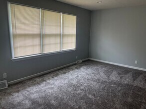 8604 Orchard Ave in Omaha, NE - Building Photo - Building Photo