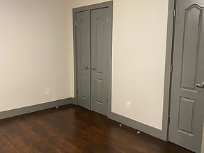 249 New Britain Ave in Hartford, CT - Foto de edificio - Building Photo