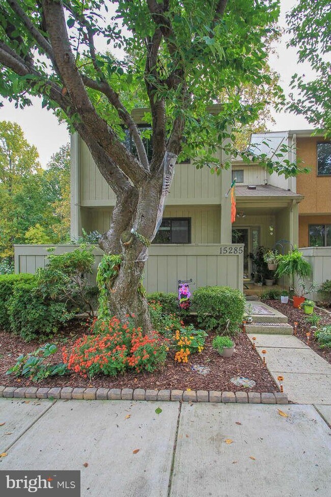 15285 Flintlock Terrace in Woodbridge, VA - Building Photo - Building Photo