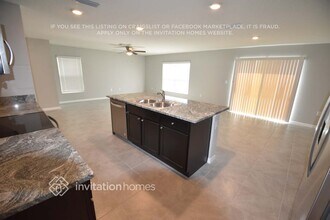 5006 Granite Dust Pl in Rubonia, FL - Building Photo - Building Photo