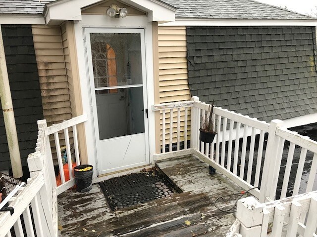 24 Henderson St, Unit 3 in Arlington, MA - Building Photo