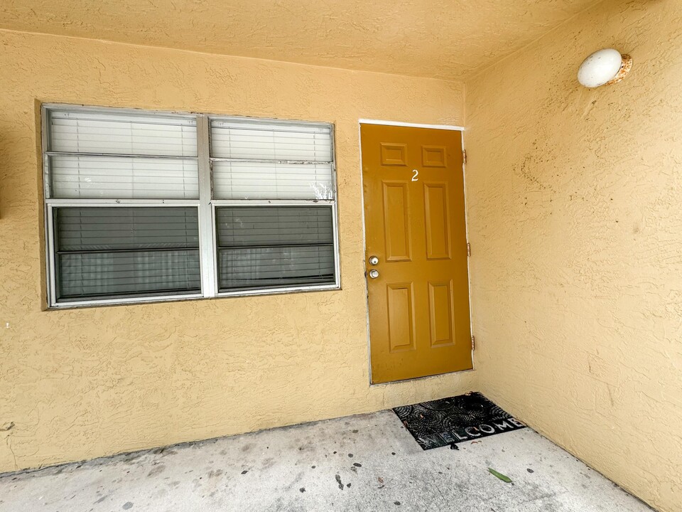 509 O St in West Palm Beach, FL - Building Photo