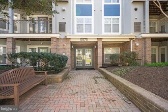 5573 Seminary Rd in Falls Church, VA - Building Photo - Building Photo