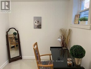 155 Island Rd in Toronto, ON - Building Photo - Building Photo