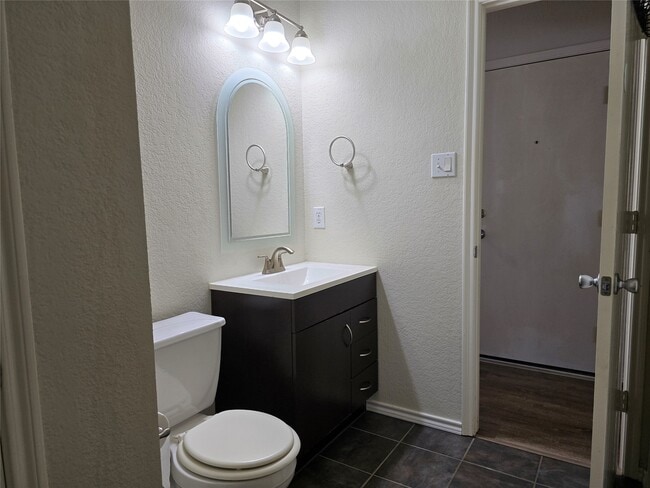 property at 6527 Fairbrook Park Ln